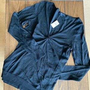 NWT GAP V-Neck Sweater